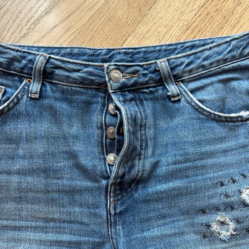 Top Shop Distressed Jeans Button Fly - Picture 4 of 7